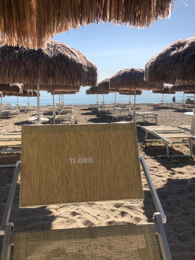 Residenza Domo Apartment Porto SantʼElpidio Екстериор снимка