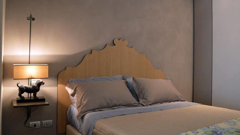 Residenza Domo Apartment Porto SantʼElpidio Екстериор снимка