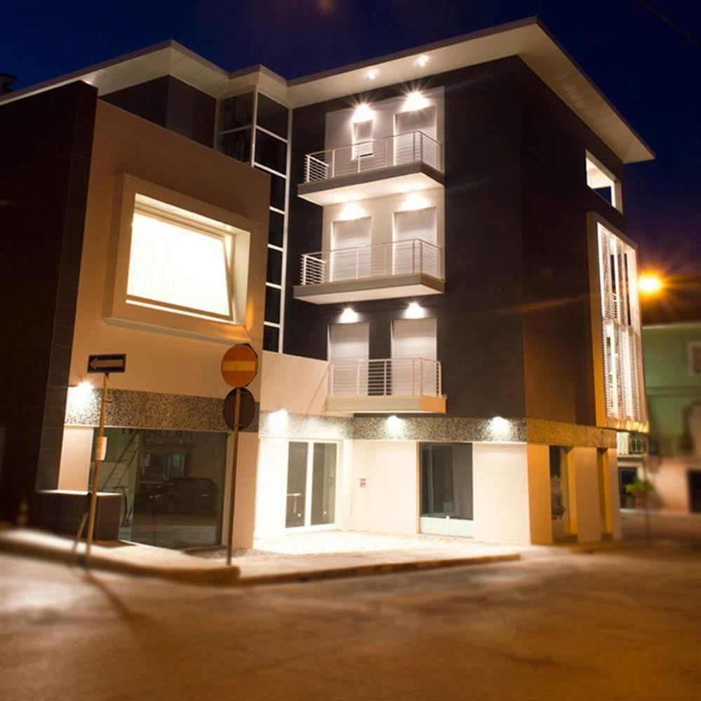 Residenza Domo Apartment Porto SantʼElpidio Екстериор снимка