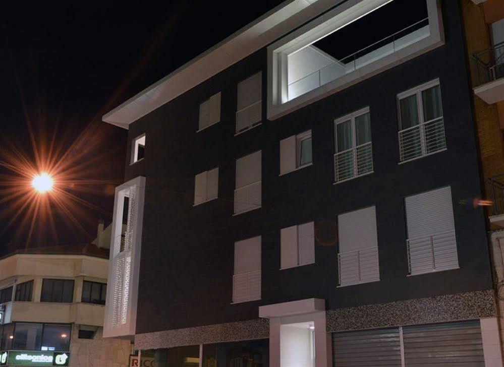 Residenza Domo Apartment Porto SantʼElpidio Екстериор снимка